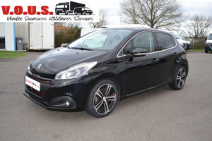 PEUGEOT 208 1.2 PURETECH 110CH E6.C GT LINE S&S 5P