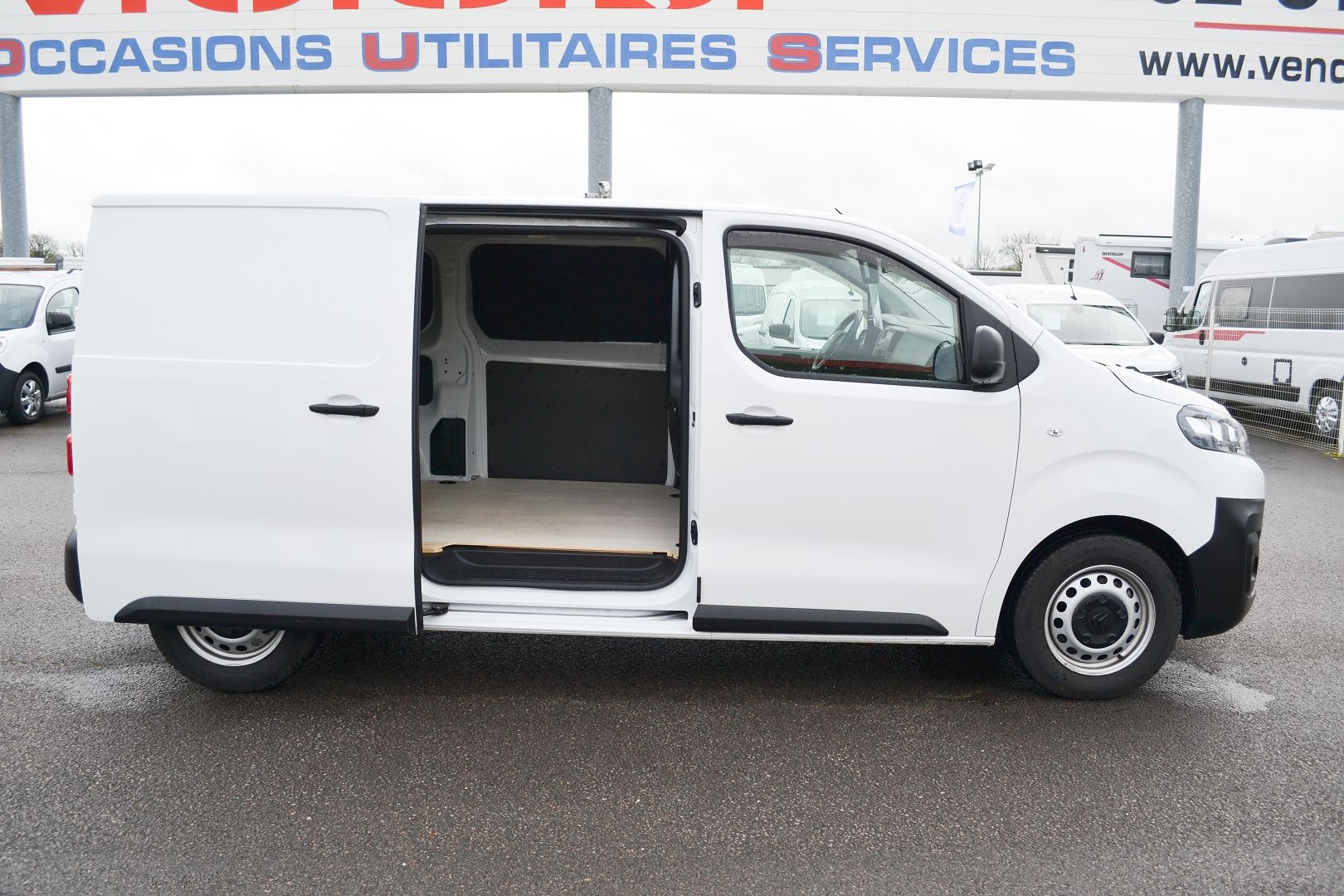 JUMPY FG M 1.5 BLUEHDI 120CH S&S CONTROL - tous